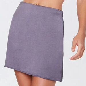 Forever 21 Gunmetal Gray Satin Skirt Size Women's Medium NEW with tag